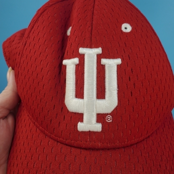 Indiana University Hoosiers red snap back trucker hat NCAA - Picture 2 of 10